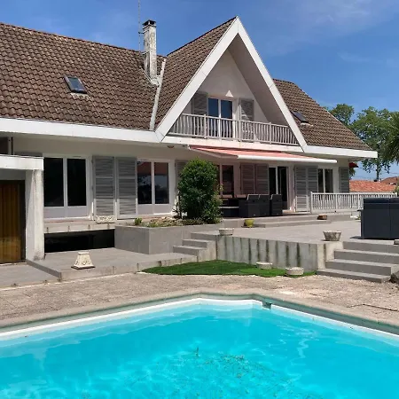 וילה Maison Pour 10 Avec Piscine